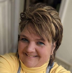 Meet your Posher, Steph